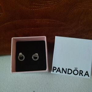 New Pandora Sterling Silver Circle Earrings